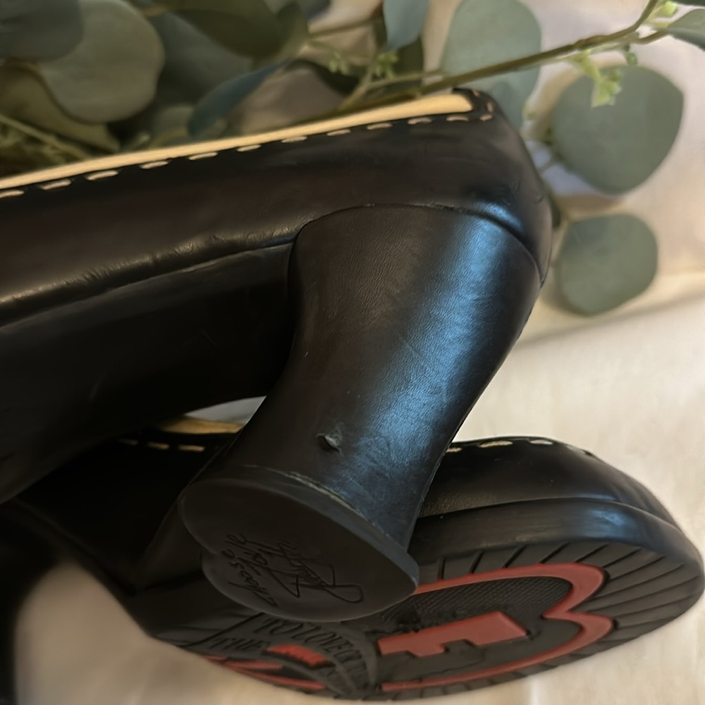 John Fluevog | Women's | Black/Cream | stitching | 9 | Mary Jane | heel| loafers - Picture 11 of 16